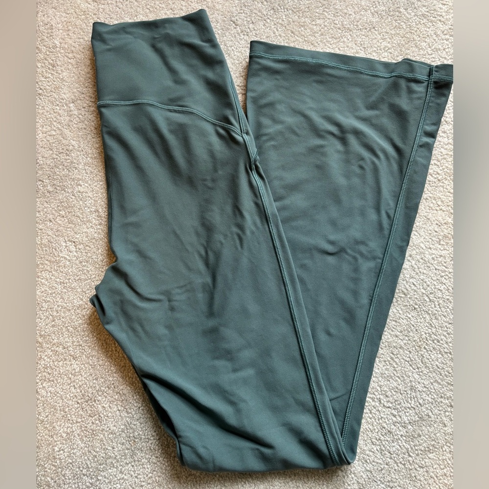 Old Navy Active High-Rise Flare Leggings Sage Green